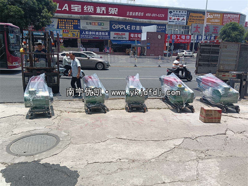 2023年7月26日，非洲項目出口5臺單缸柴油發電機組試機發貨大連港口